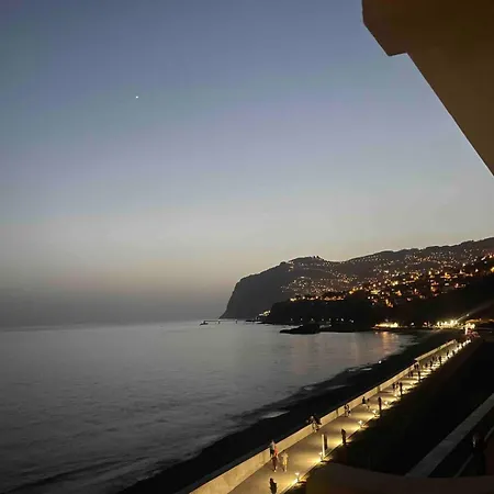 Serene Seaside Formosa Apartment Funchal (Madeira)